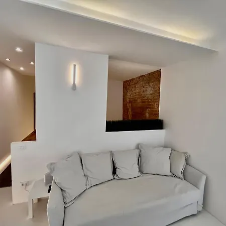 {luxury & Netflix} Piazza Vittoria 公寓 *